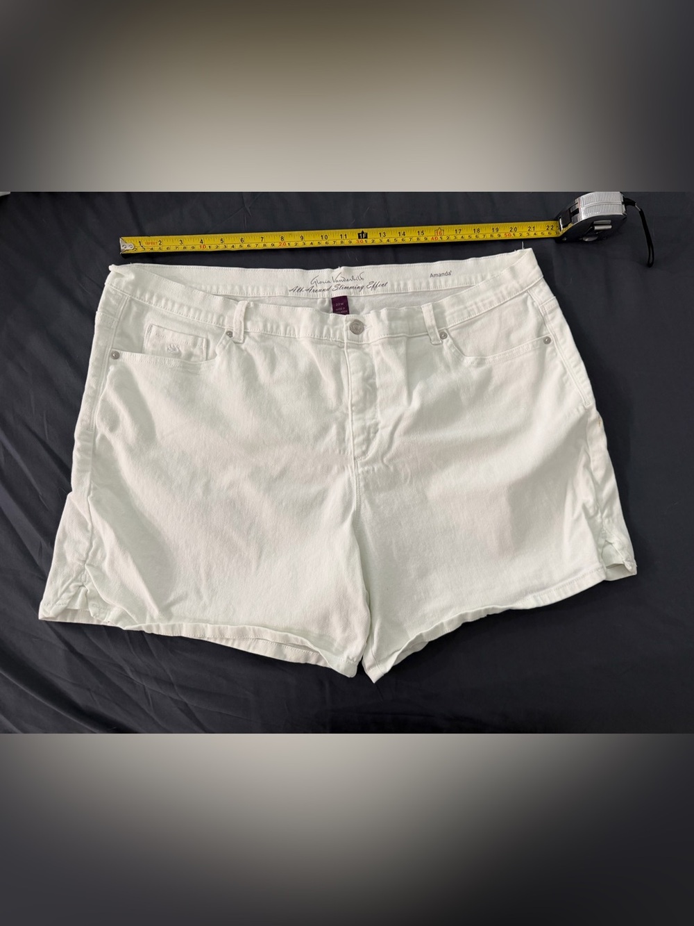Gloria Vanderbilt White Denim Slimming Shorts 22 W Amanda